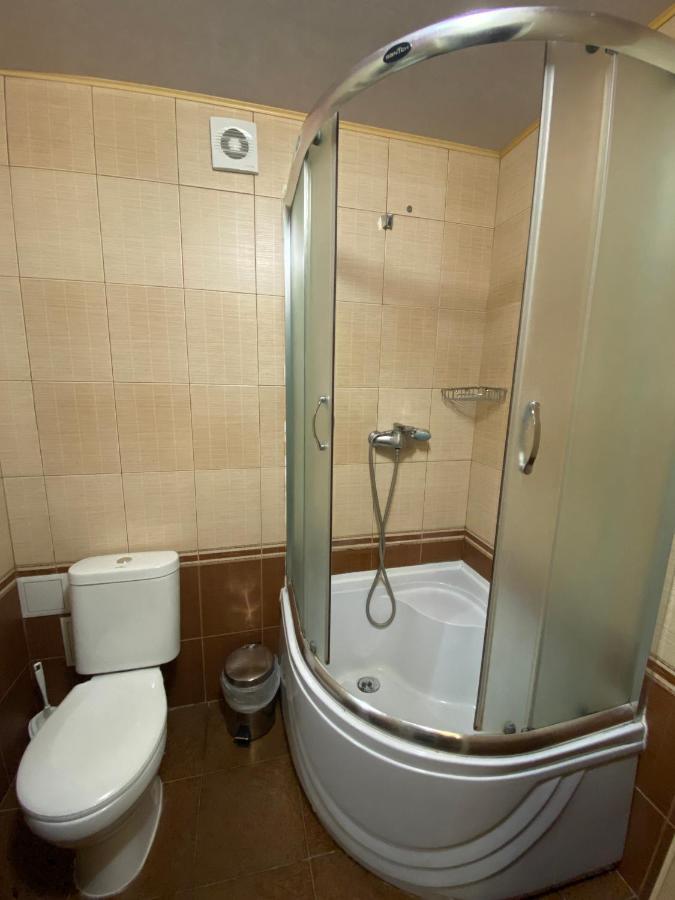 Hotel Sv Львів Екстер'єр фото